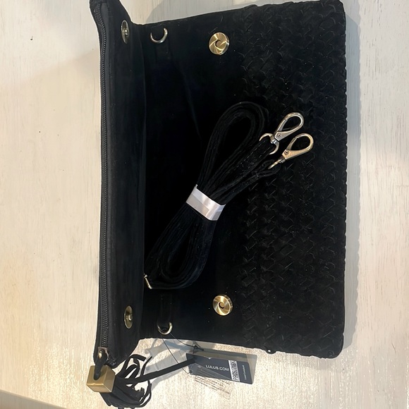 Lulu’s large black clutch/crossbody. NWT sale* (bundle 3 for $30) - Picture 3 of 7